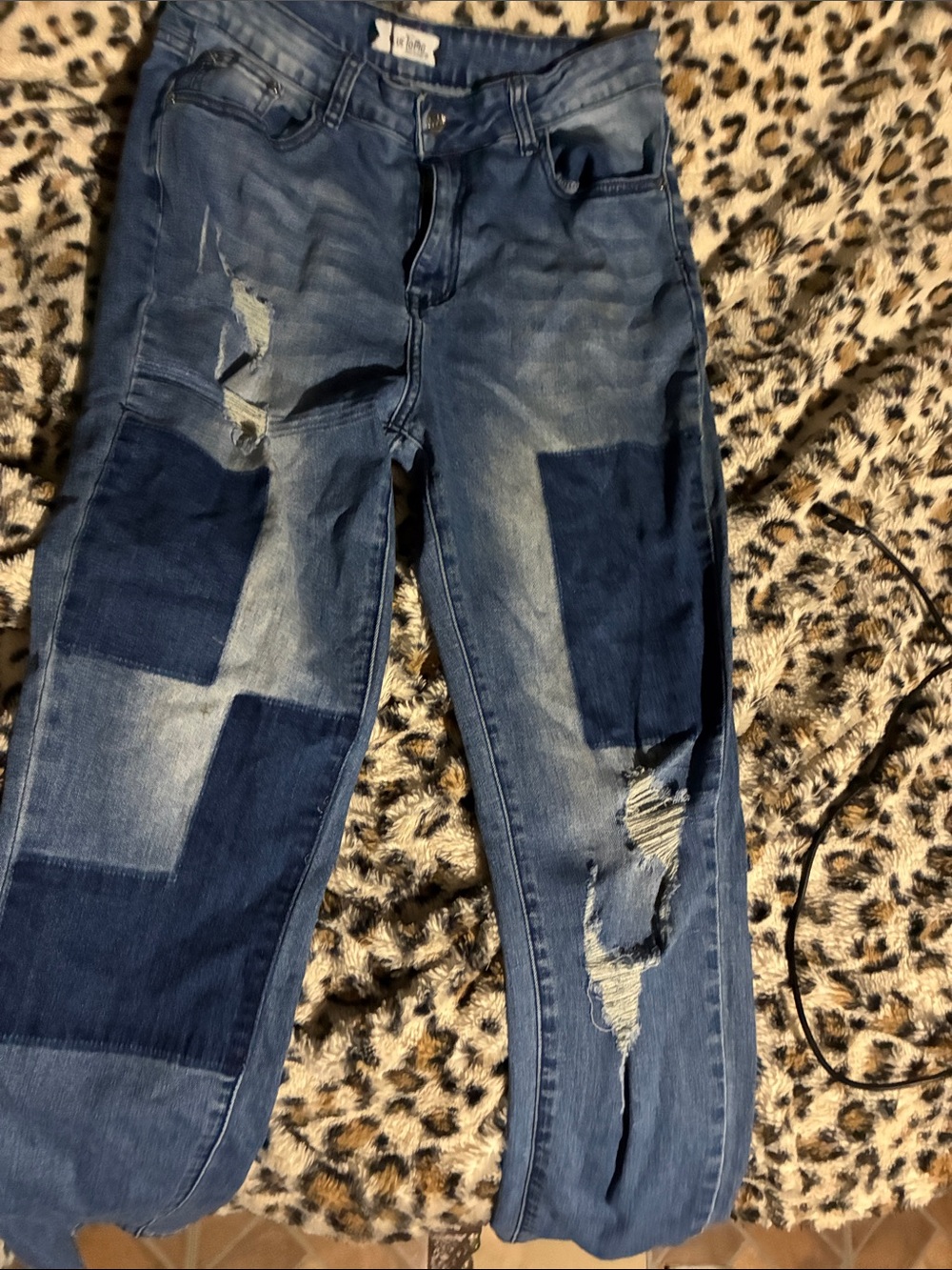 Women’s Patchwork Ripped Jeans in Blue - Classic Casual